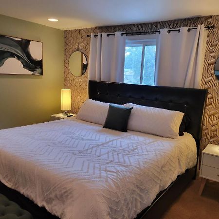 160Inch Home Movie Theater- Great For Movie Night! Omaha Luaran gambar