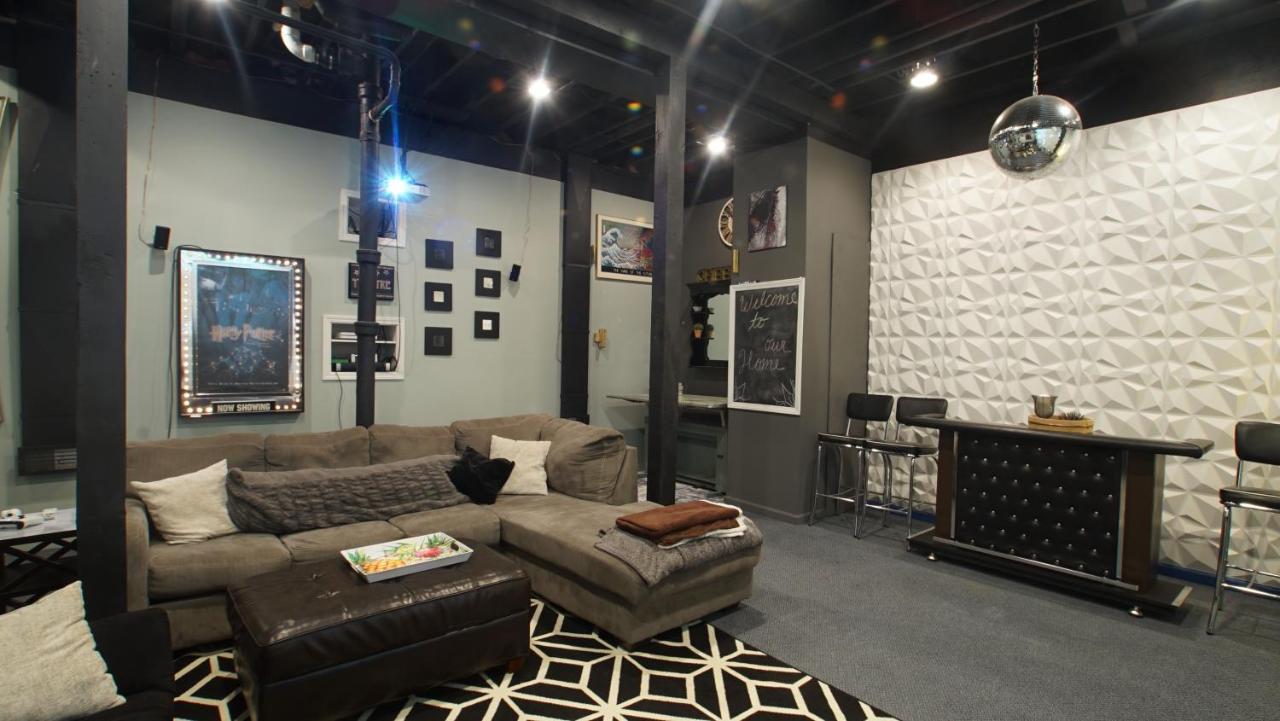 160Inch Home Movie Theater- Great For Movie Night! Omaha Luaran gambar