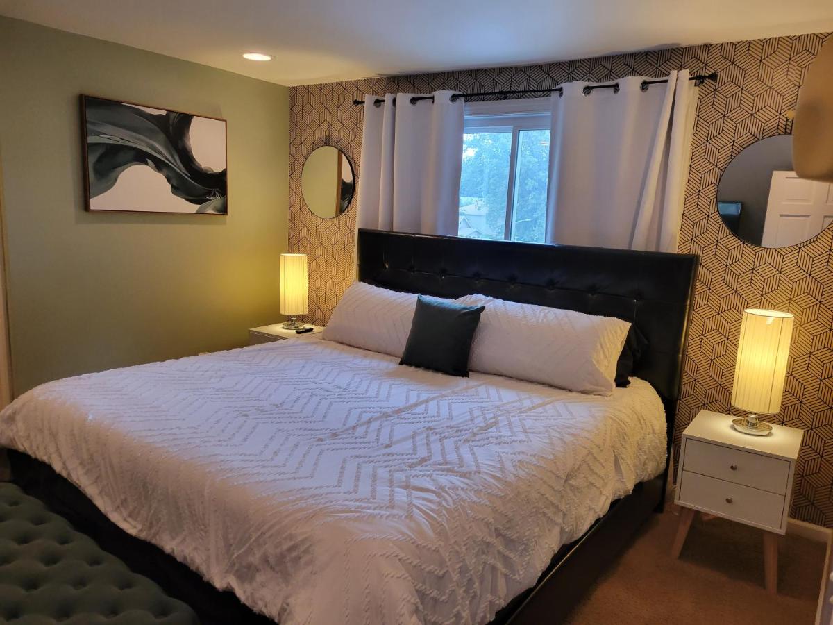 160Inch Home Movie Theater- Great For Movie Night! Omaha Luaran gambar